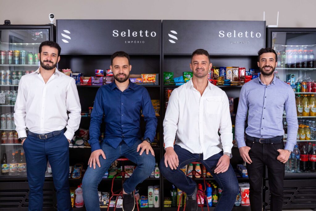 Startup Empório Seletto instala primeira loja de conveniência 24 horas automatizada dentro de hotel em Florianópolis