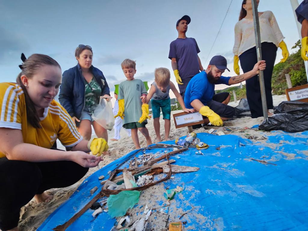 Grupo Habitasul promove Ação de Limpeza da Praia de Jurerê, nesta sexta-feira (15)