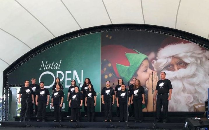 Corais natalinos e Festival de Circo movimentam o fim de semana no Jurerê OPEN